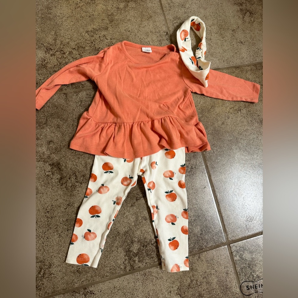 Orange outfit